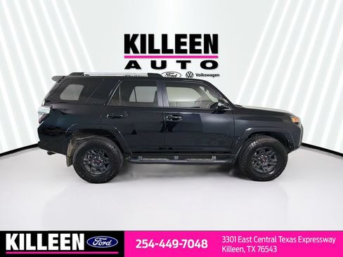 Used 2020 Toyota 4Runner SR5 Premium AWD/4WD image 10