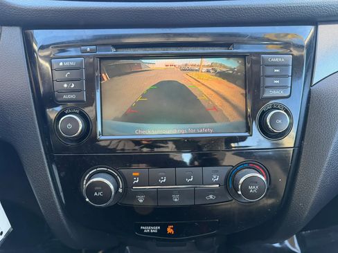 Used 2019 Nissan Rogue Sport S FWD image 21