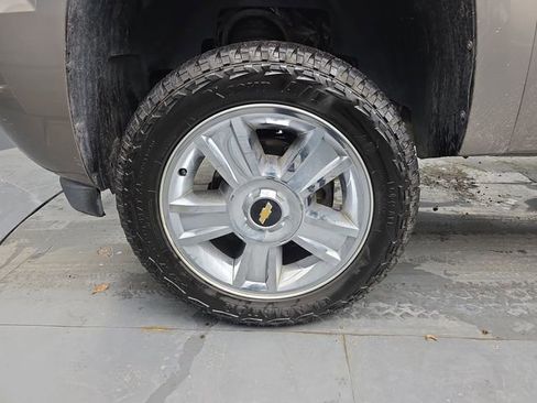 Used 2012 Chevrolet Tahoe LT image 16