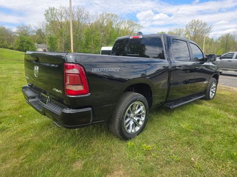 Used 2023 RAM 1500 Laramie AWD/4WD image 7