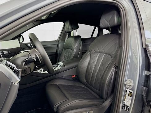 New 2026 BMW X6 xDrive40i w/ Climate Comfort Package image 22