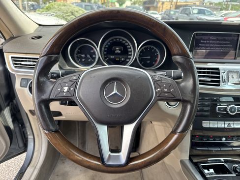 Used 2014 Mercedes-Benz E 350 Sedan image 7
