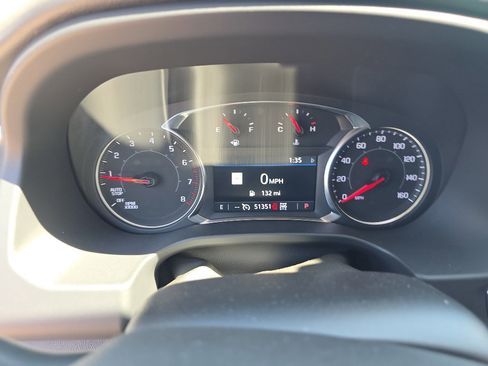 Used 2023 GMC Acadia SLT image 19