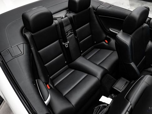 Used 2006 BMW M3 Convertible image 82