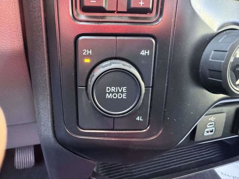 Used 2025 Ford F250 XLT image 27