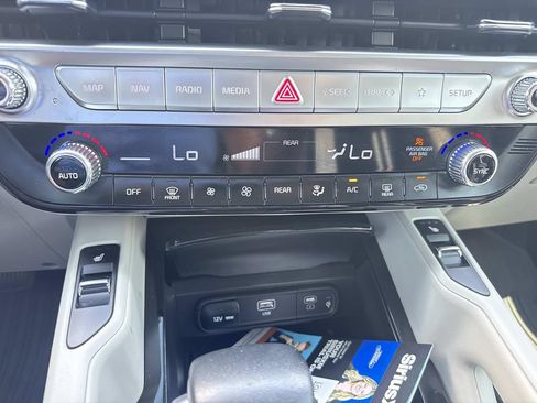 Used 2024 Kia Telluride S w/ S Sunroof Package FWD image 38
