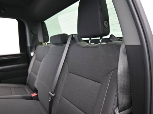 Used 2025 Chevrolet Silverado 2500 LT w/ Convenience Package image 31