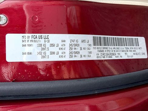 Used 2018 Chrysler Pacifica Limited w/ Tire & Wheel Group image 35