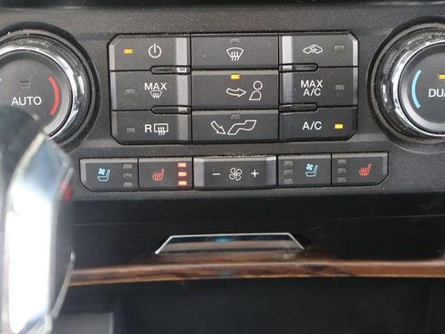 Used 2020 Ford F150 Lariat AWD/4WD image 40