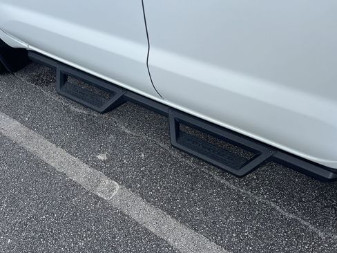 Certified 2025 Nissan Frontier Pro-X RWD image 32