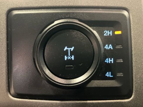 Used 2019 Ford F150 Raptor w/ Equipment Group 802A Luxury image 25