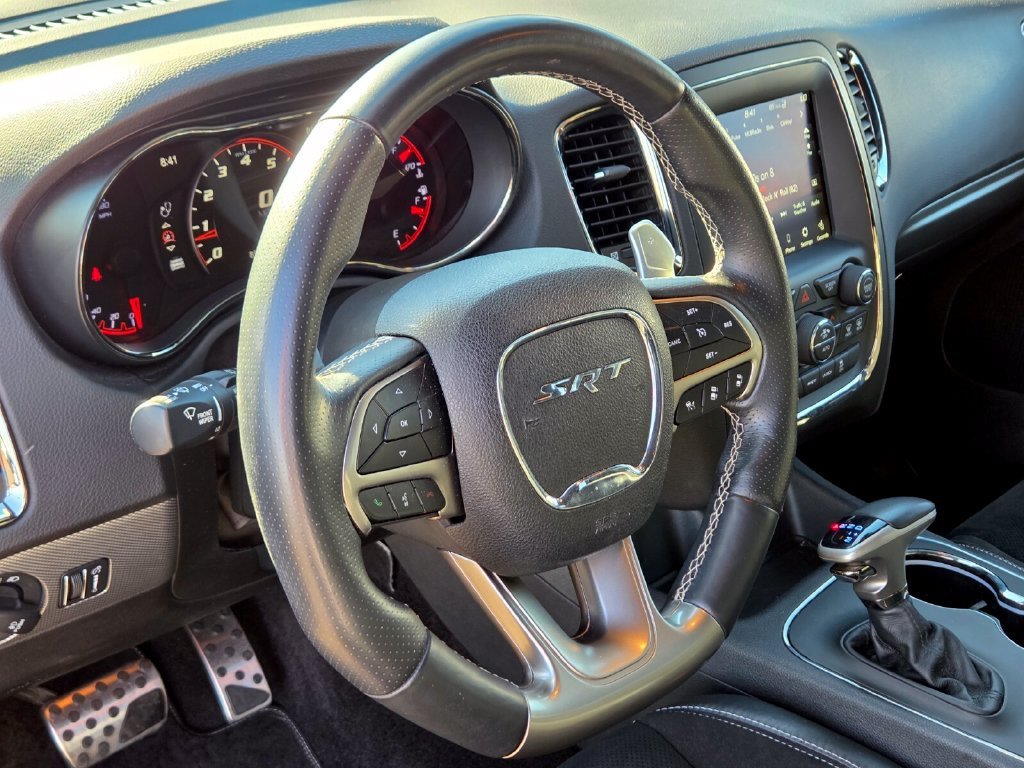 Used 2018 Dodge Durango SRT w/ Technology Group AWD/4WD image 27