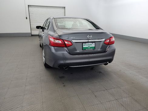 Used 2017 Nissan Altima 2.5 S w/ Power Driver Seat Package FWD image 6