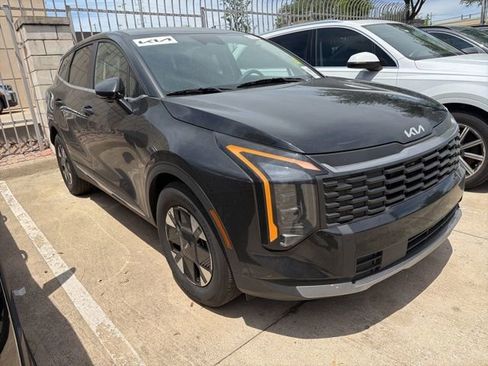 Certified 2026 Kia Sportage LX FWD image 3