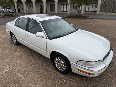 Used 2000 Buick Park Avenue Ultra w/ Gran Touring Pkg image 3