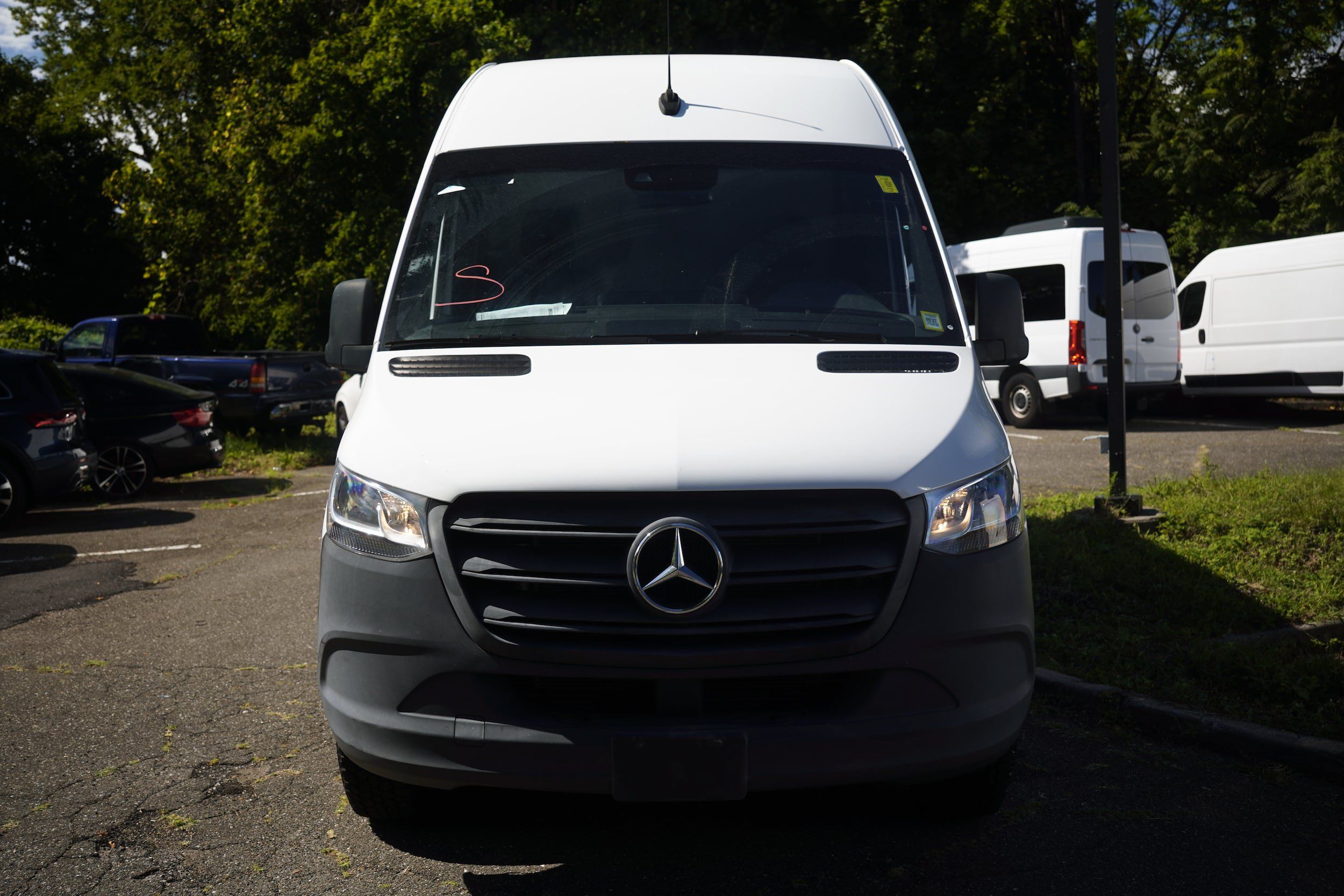 Used 2021 Mercedes-Benz Sprinter 2500 w/ Driver Convenience Package image 9