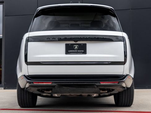 Used 2025 Land Rover Range Rover SE AWD/4WD image 7