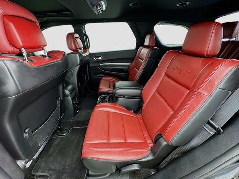 Used 2018 Dodge Durango SRT w/ Technology Group AWD/4WD image 16