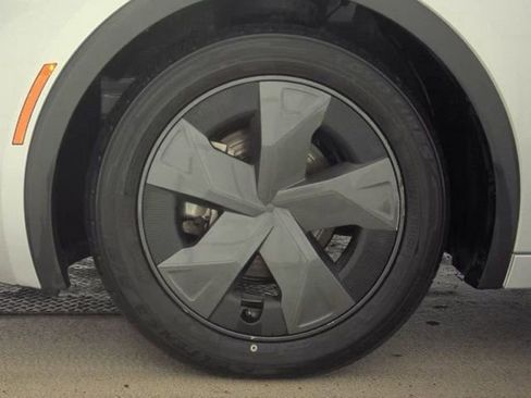 Used 2024 Toyota Prius LE image 20