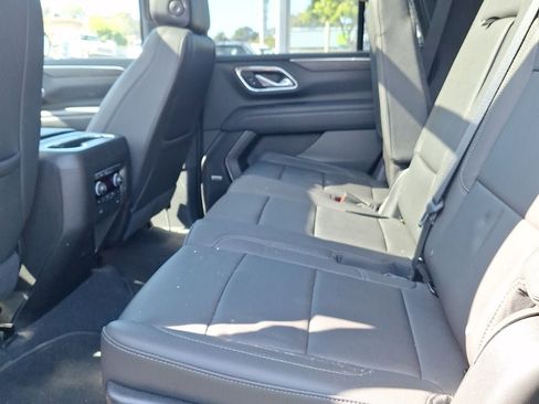 Used 2022 Chevrolet Tahoe LT w/ LT Signature Package image 19