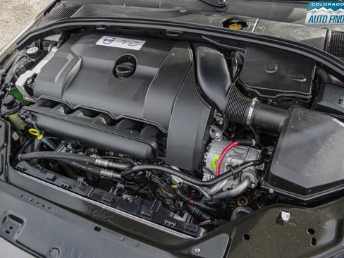 Used 2010 Volvo XC70 T6 image 26