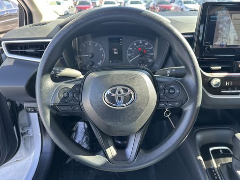 Certified 2025 Toyota Corolla LE image 18
