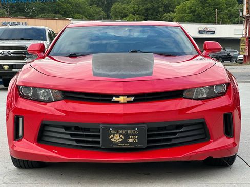 Used 2016 Chevrolet Camaro LT RWD image 2