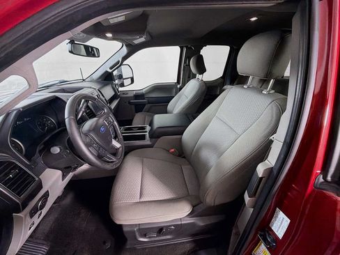 Used 2018 Ford F150 XLT w/ Equipment Group 302A Luxury AWD/4WD image 19