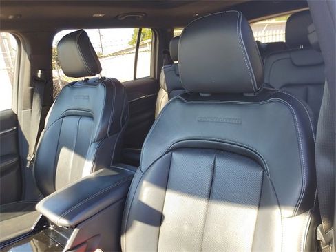 Used 2024 Jeep Grand Cherokee L Overland w/ Trailer Tow Package image 18