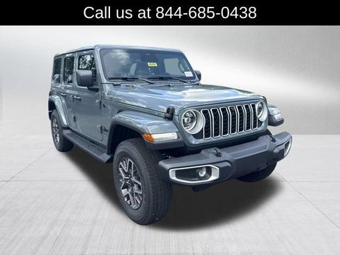 New 2026 Jeep Wrangler Unlimited Sahara AWD/4WD image 3