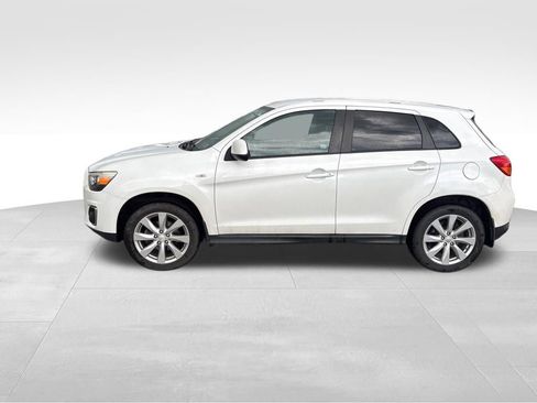 Used 2015 Mitsubishi Outlander Sport ES AWD/4WD image 2