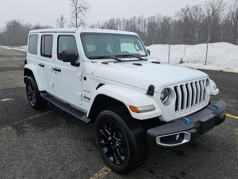 Used 2023 Jeep Wrangler Unlimited Sahara w/ Cold Weather Group image 2