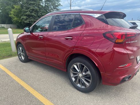 Used 2021 Buick Encore GX Preferred w/ Sport Touring Package FWD image 5