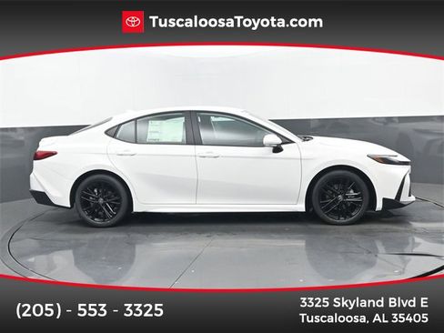 New 2026 Toyota Camry SE image 1