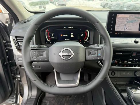 New 2026 Nissan Rogue Platinum image 14