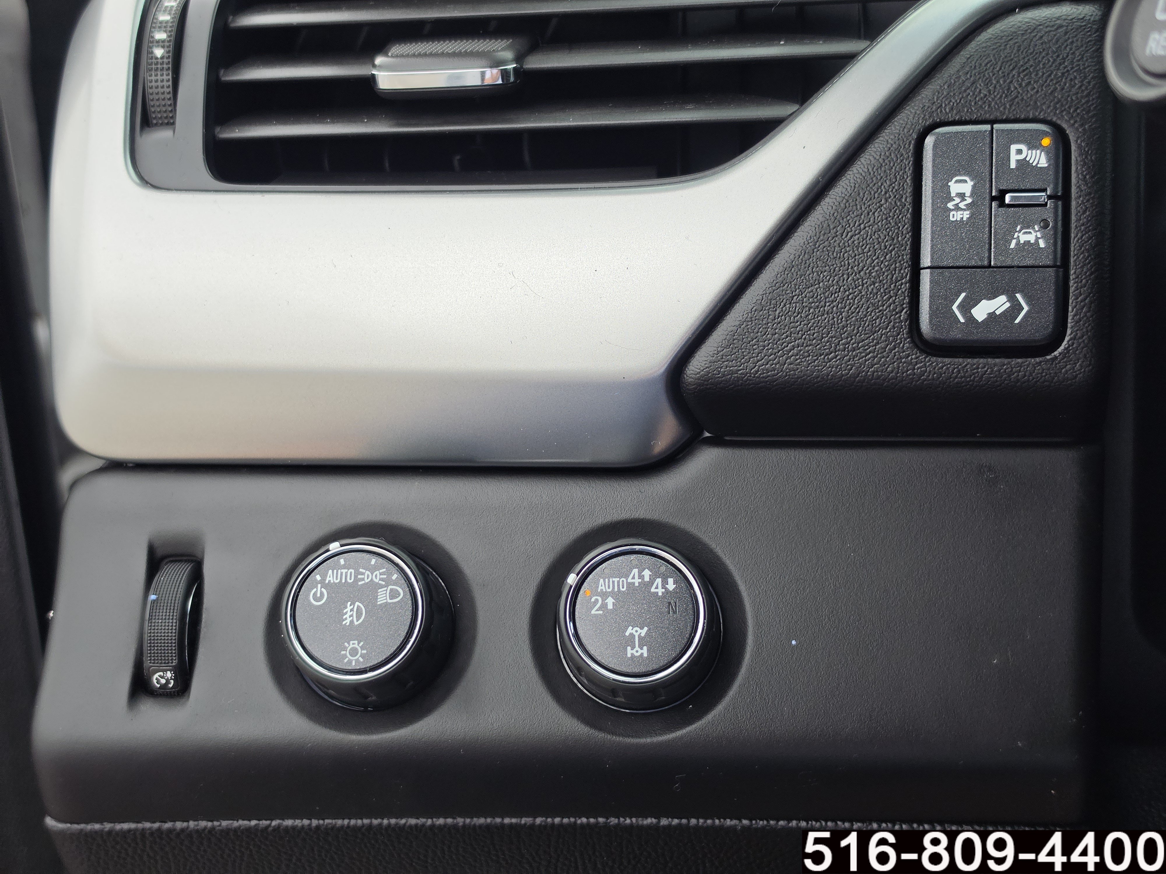 Used 2017 Chevrolet Tahoe LT AWD/4WD image 33
