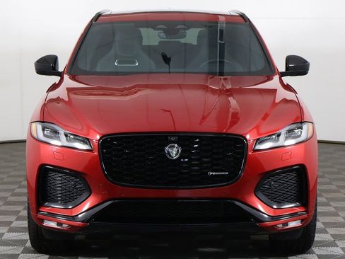 Used 2024 Jaguar F-PACE R-Dynamic S image 14