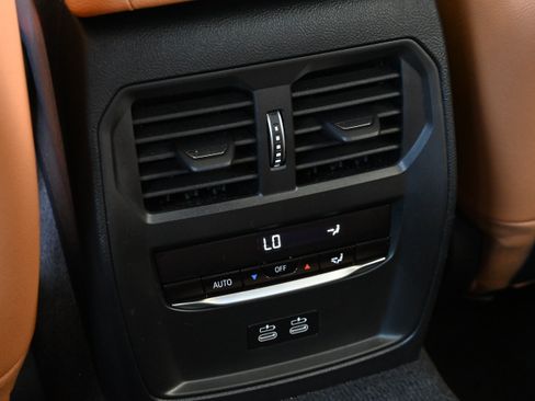 Used 2026 BMW M440i RWD image 29