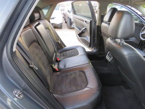 Used 2014 Volkswagen Passat TDI SEL Premium image 32