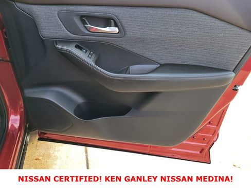 Certified 2023 Nissan Rogue SV image 51