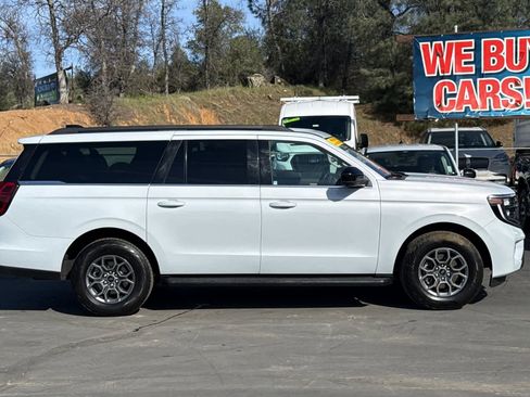 Used 2025 Ford Expedition Max Active image 3