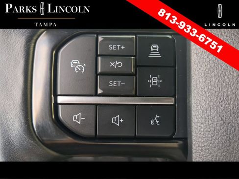 Used 2023 Ford Expedition Platinum RWD image 28