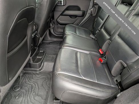 Used 2021 Jeep Wrangler Unlimited Sahara image 28