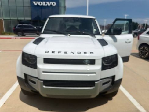 Used 2025 Land Rover Defender 110 S AWD/4WD image 17