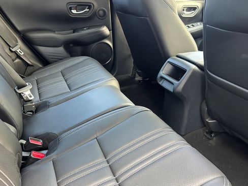 Used 2026 Honda HR-V EX-L image 32