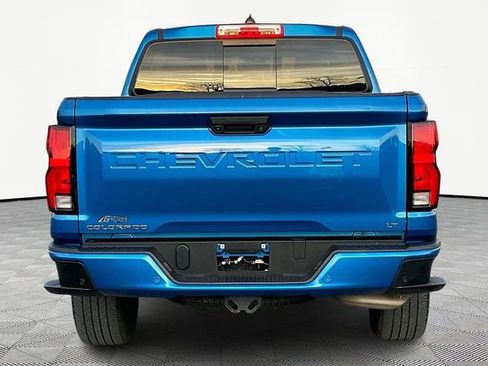 Used 2023 Chevrolet Colorado LT w/ LT Convenience Package III image 6