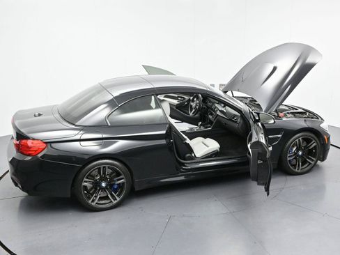 Used 2015 BMW M4 Convertible RWD image 39