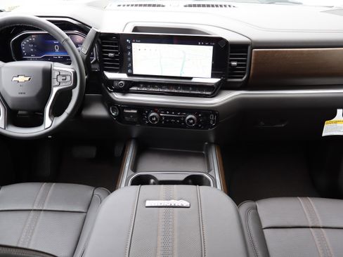 New 2025 Chevrolet Silverado 2500 High Country w/ Technology Package image 12