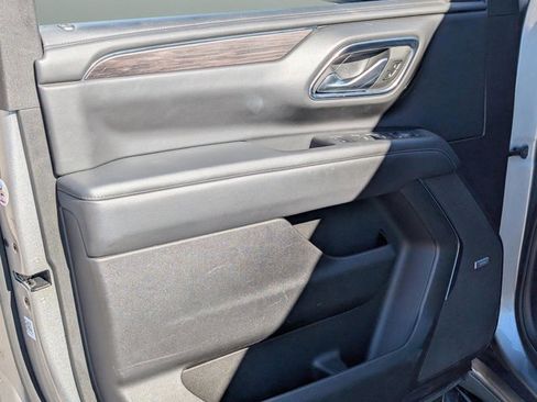 Used 2023 Chevrolet Tahoe LT w/ Luxury Package image 16