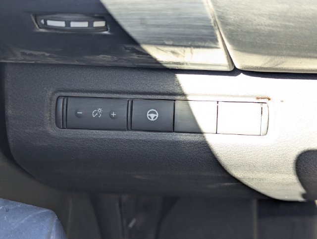 Used 2024 Nissan Pathfinder Rock Creek AWD/4WD image 23